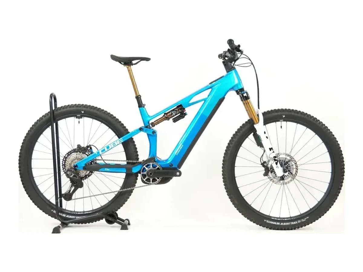 Cube Stereo Hybrid ONE44 HPC AT 800 actionteam Testrad 2026 — 1