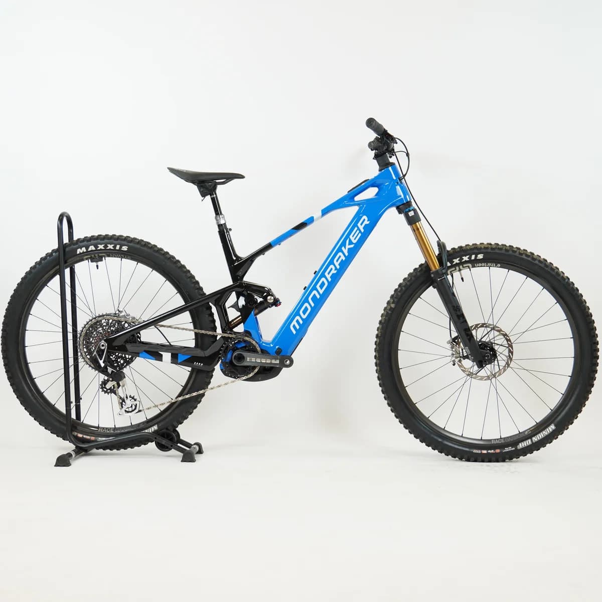 Mondraker Crafty Carbon RR SL Carrera Blue 2025 — 1