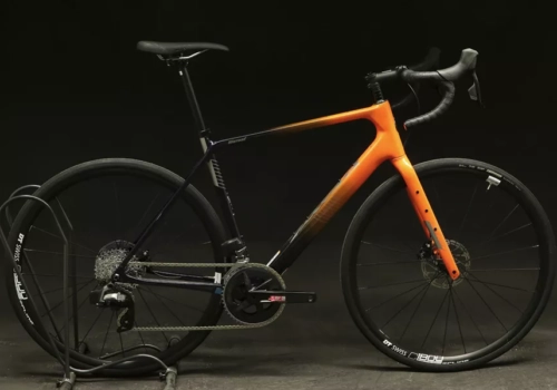 USED - 2022 Salsa Warroad Carbon Rival eTap AXS 56cm All Road Bike Light Use