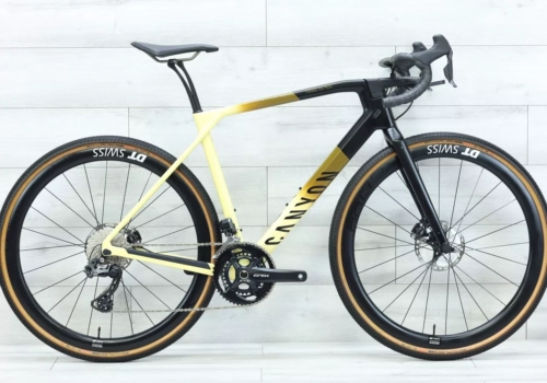 USED - 2022 Canyon Grail CF SLX 8 Di2 Gravel Bike - Medium