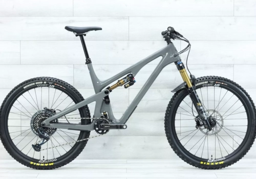 USED - 2022 Yeti SB140 T2 Mountain Bike - XL