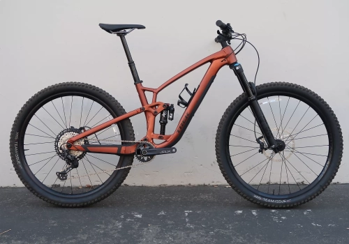 2023 Trek Fuel EX 8 XT Gen 6 Size M/L