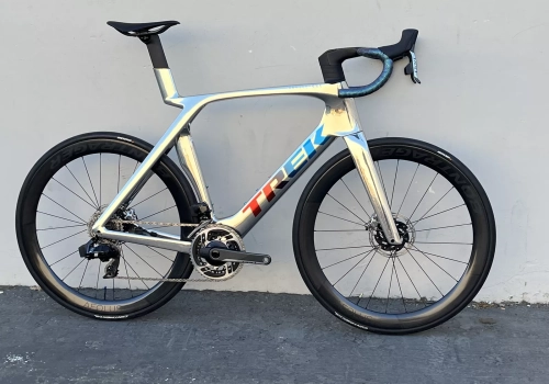 2023 Trek Madone SLR 9 eTap Gen 7 Size 60 cm